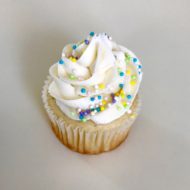 Vanilla Cupcakes with White Chocolate Buttercream Frosting